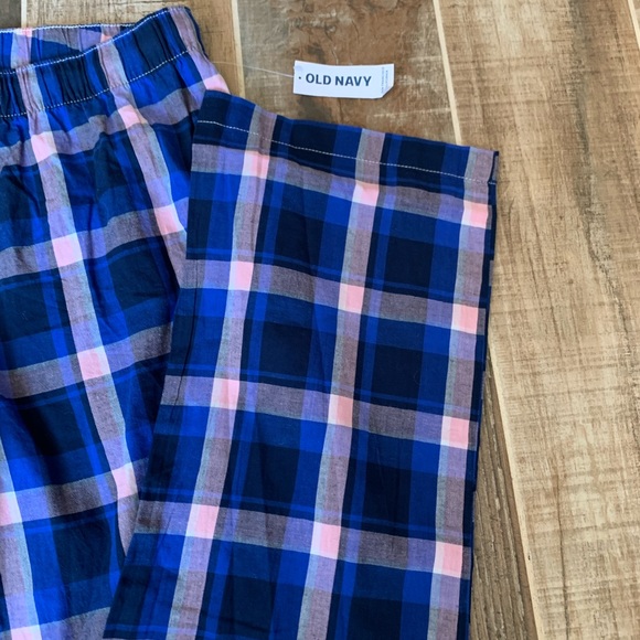 ✨ SOLD NWT Old Navy Plaid Pajama Pants Bundle - Picture 4 of 10
